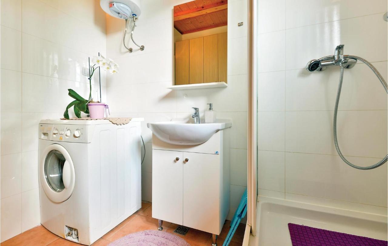 2 Bedroom Gorgeous Home In Trstenik Puscanski Esterno foto