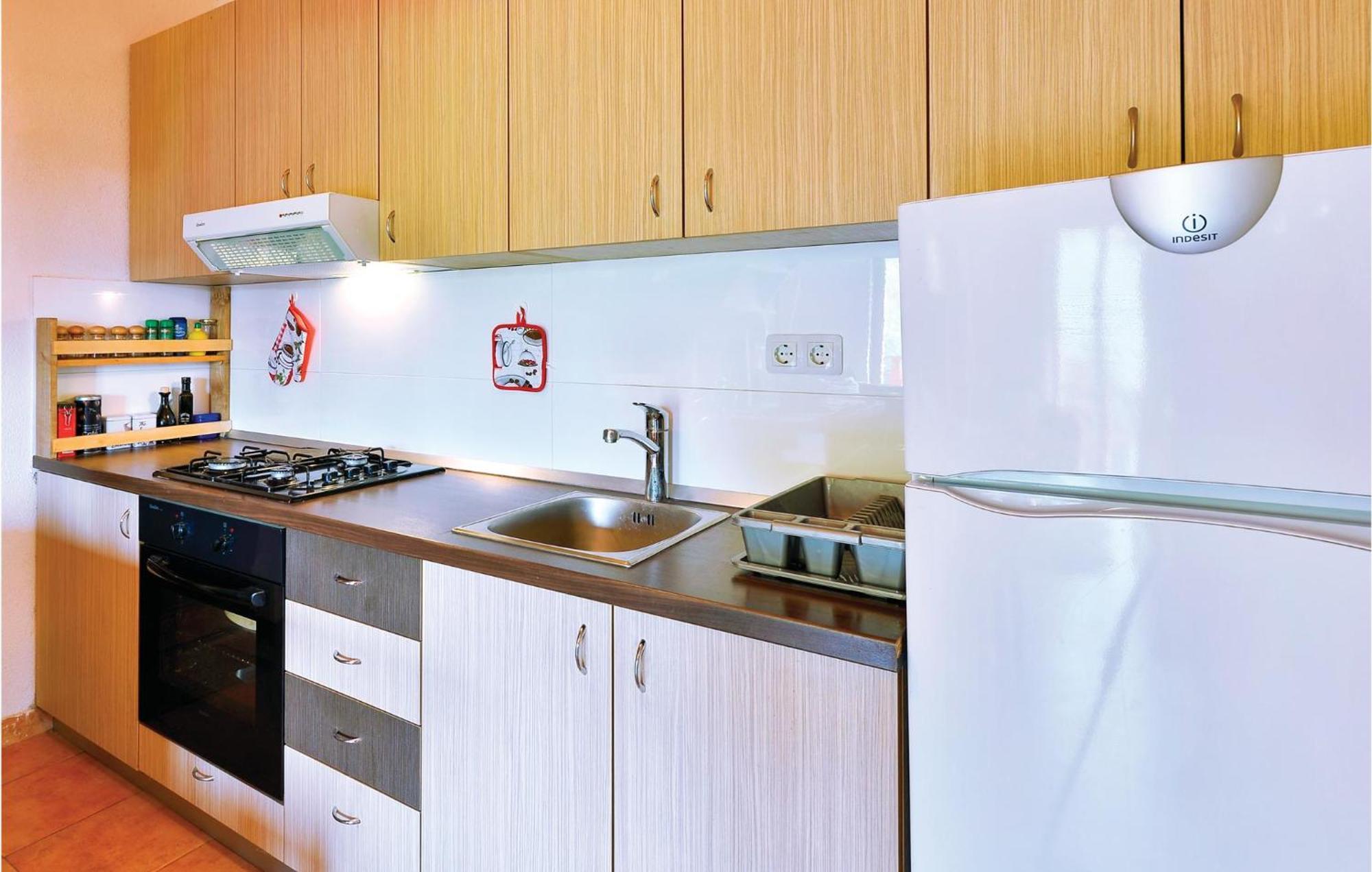 2 Bedroom Gorgeous Home In Trstenik Puscanski Esterno foto