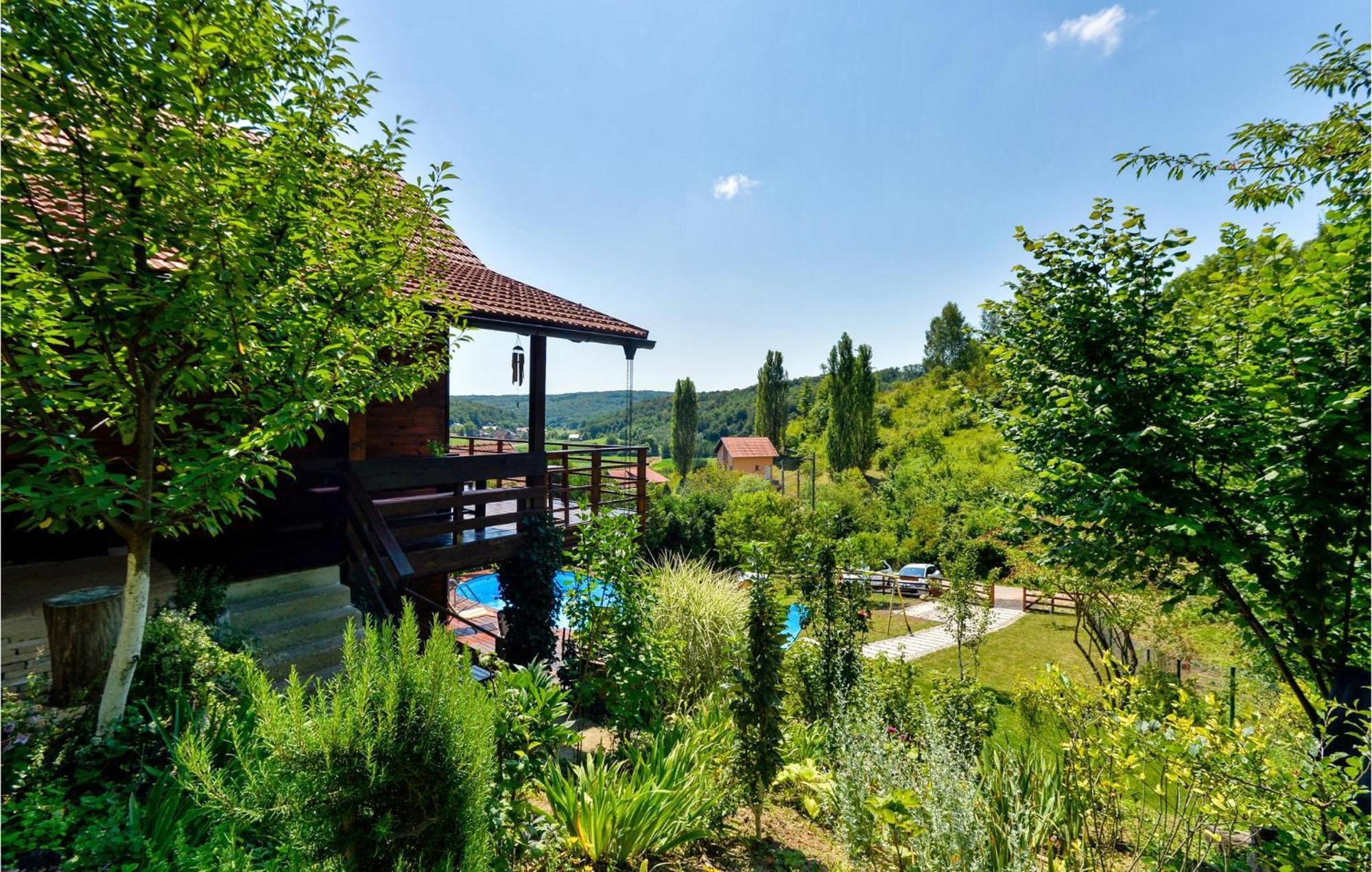 2 Bedroom Gorgeous Home In Trstenik Puscanski Esterno foto